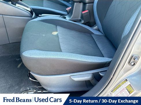 Used 2024 Nissan Versa SV FWD image 19