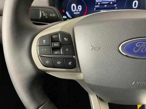 New 2026 Ford Explorer Active w/ Active Comfort Package RWD image 23