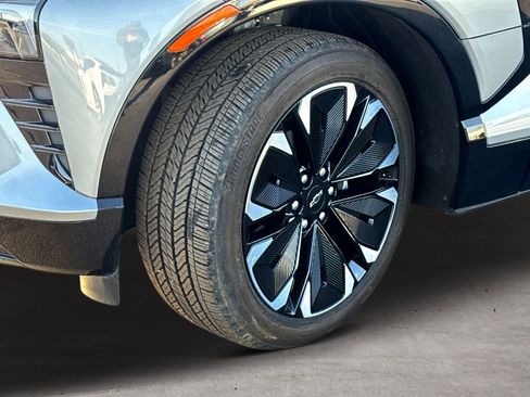 Used 2024 Chevrolet Blazer EV RS image 23