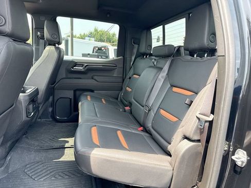 Used 2023 GMC Sierra 1500 AT4 w/ AT4 Preferred Package AWD/4WD image 23