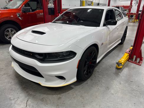 Used 2023 Dodge Charger Scat Pack w/ Dynamics Package RWD image 1