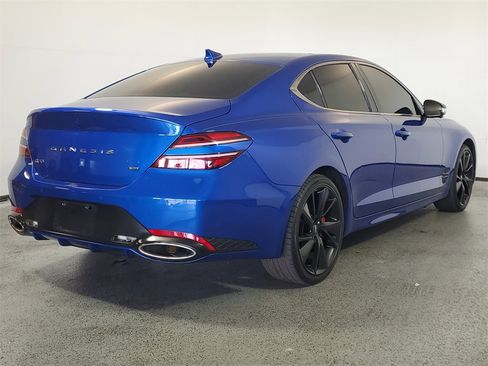 Used 2022 Genesis G70 3.3T image 6