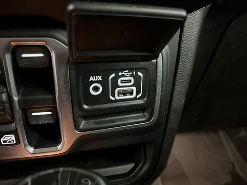 Used 2020 Jeep Wrangler Unlimited Sport S AWD/4WD image 34