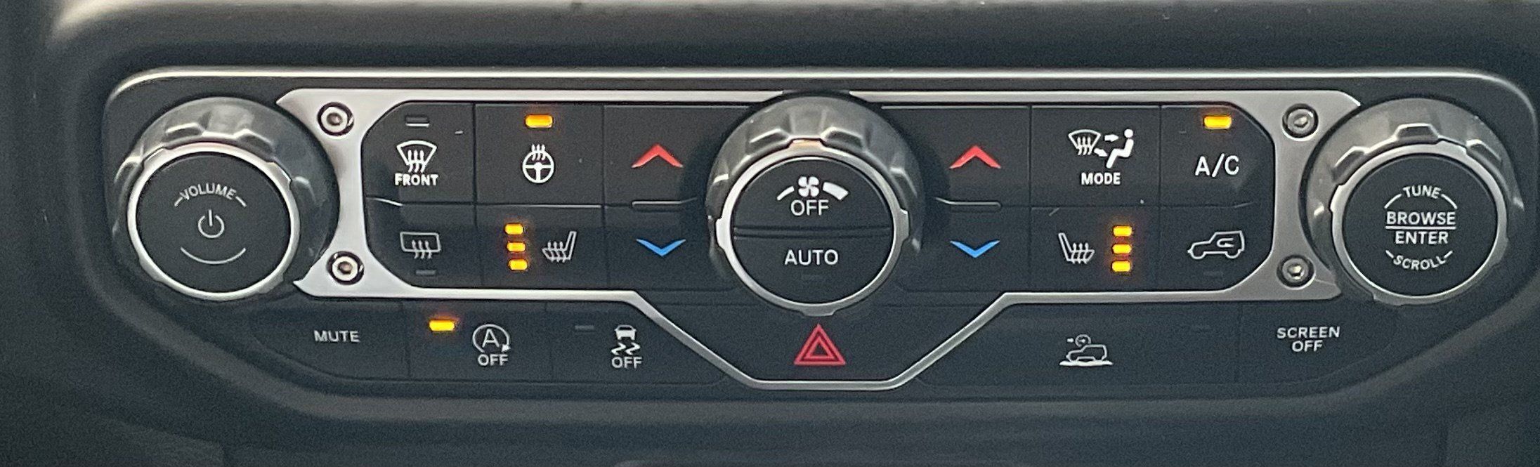 Used 2021 Jeep Gladiator Rubicon w/ Uconnect 4C Nav & Sound Group AWD/4WD image 18