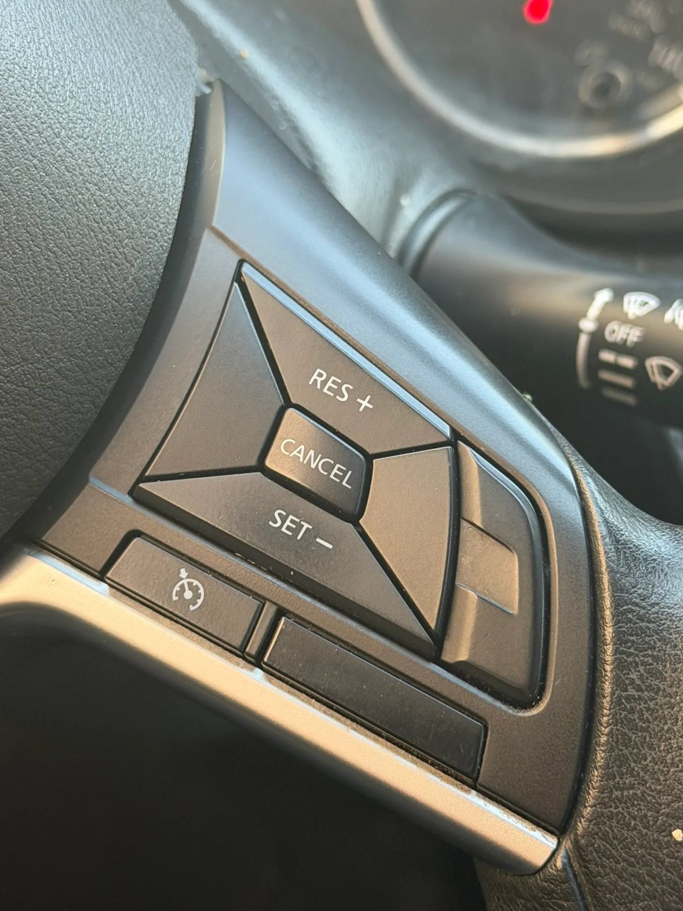 Used 2021 Nissan Versa S FWD image 16