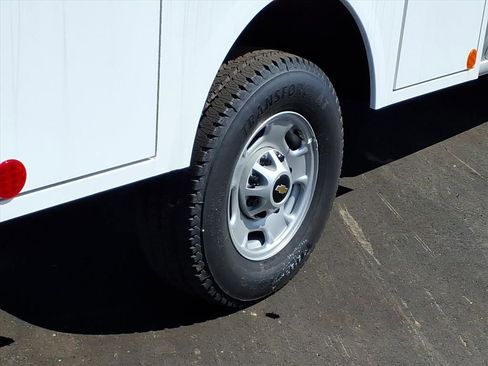 New 2024 Chevrolet Silverado 2500 W/T w/ WT Convenience Package image 31