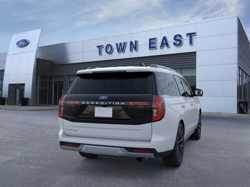 New 2026 Ford Expedition Platinum AWD/4WD image 8