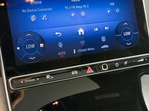 Used 2026 Mercedes-Benz GLC 300 image 19