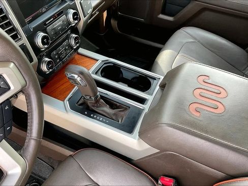 Used 2015 Ford F150 King Ranch w/ Equipment Group 601A Luxury RWD image 15