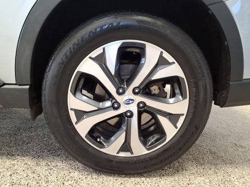 Used 2020 Subaru Outback Limited image 7
