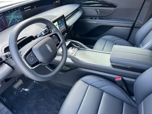 New 2026 Lincoln Nautilus Premier w/ Jet Appearance Package image 9