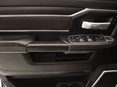 Used 2024 RAM 2500 Laramie w/ Night Edition image 17