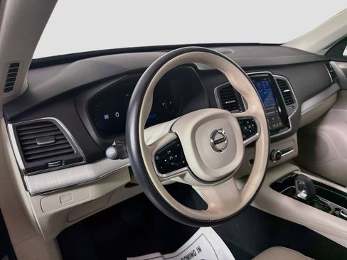 Certified 2023 Volvo XC90 B5 Core w/ Protection Package Premier AWD/4WD image 10
