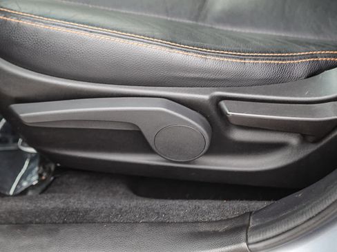 Used 2016 Subaru Crosstrek 2.0i Limited image 19