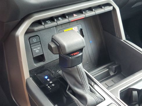 Used 2025 Toyota Tundra Limited w/ TRD Off-Road Package AWD/4WD image 27