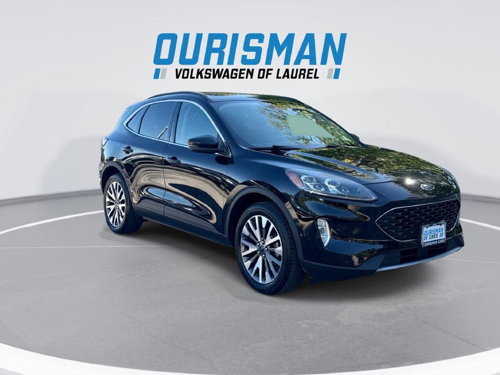 Used 2020 Ford Escape Titanium AWD/4WD image 2