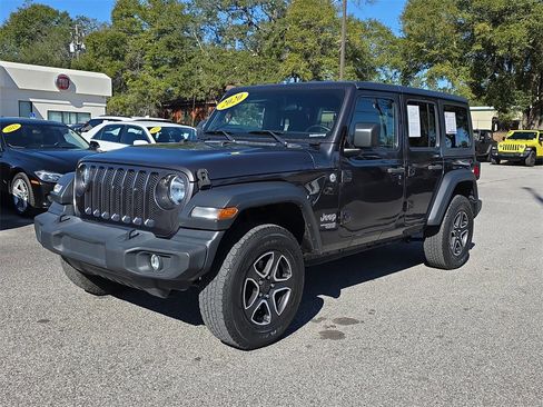 Used 2020 Jeep Wrangler Unlimited Sport S image 9