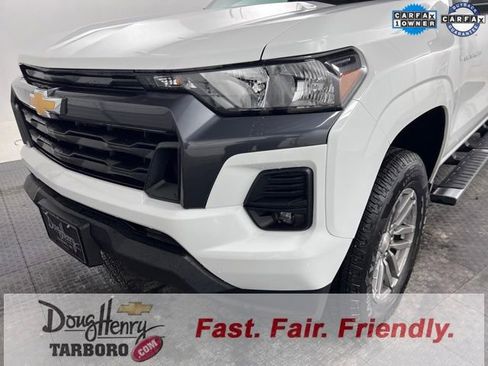 Used 2024 Chevrolet Colorado LT w/ LT Convenience Package II image 11