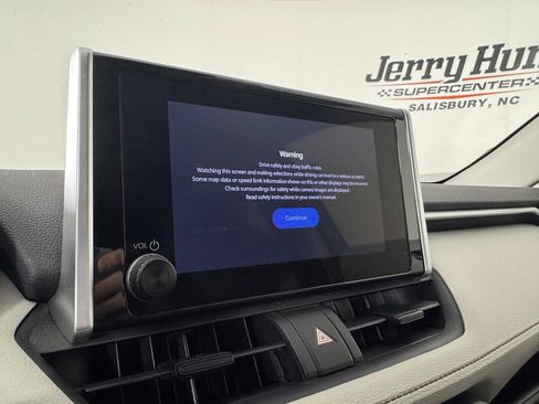 Used 2023 Toyota RAV4 XLE w/ Convenience Package FWD image 11