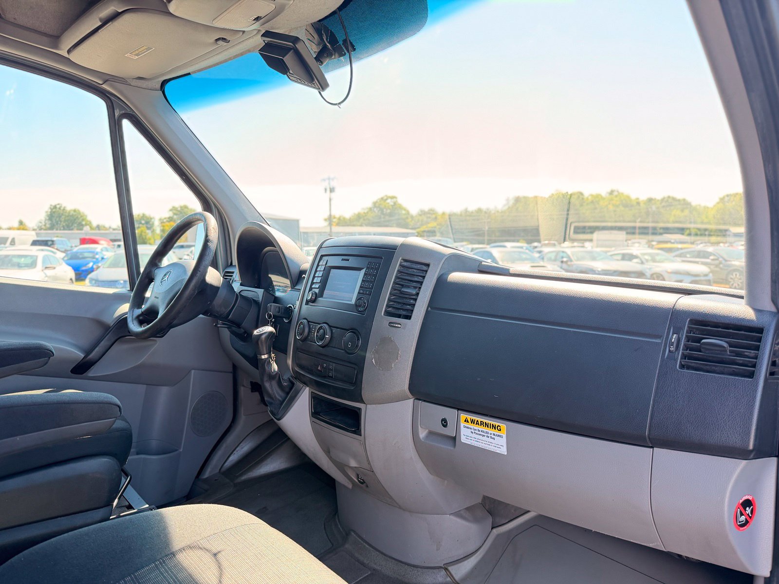 Used 2016 Mercedes-Benz Sprinter 2500 image 23