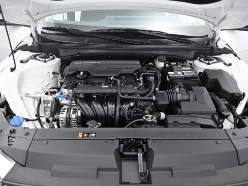 New 2026 Kia K4 FWD image 12