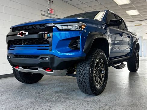 Used 2023 Chevrolet Colorado ZR2 w/ ZR2 Convenience Package III AWD/4WD image 24