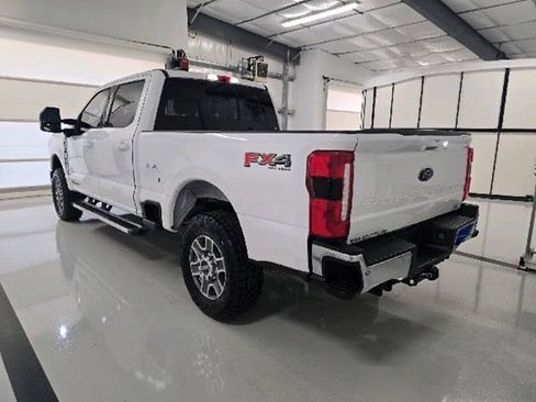 Used 2024 Ford F250 Lariat w/ FX4 Off-Road Package AWD/4WD image 7