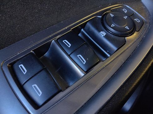 Used 2020 Chevrolet Malibu LS image 27