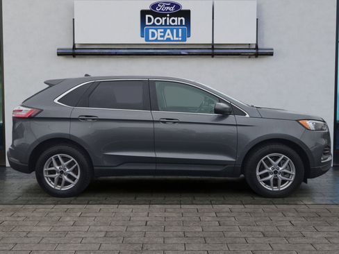 Certified 2024 Ford Edge SEL w/ Convenience Package AWD/4WD image 2
