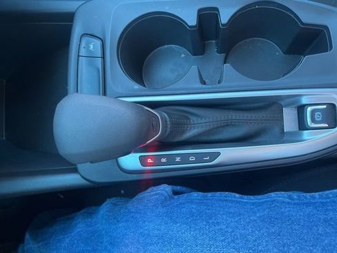 Used 2025 Chevrolet Trax LS image 14