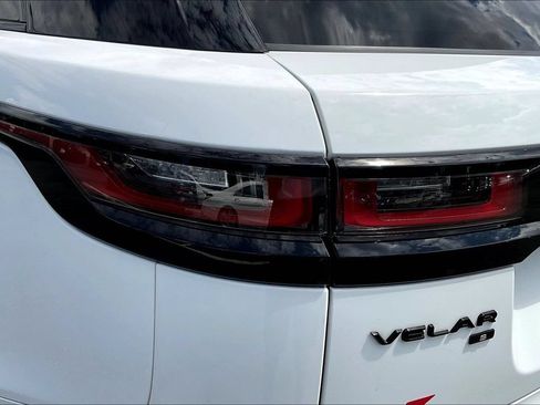 Used 2021 Land Rover Range Rover Velar S AWD/4WD image 21
