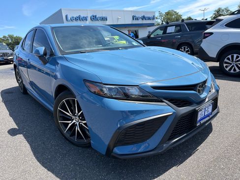 Used 2024 Toyota Camry SE w/ Blackout Package (TMS) AWD/4WD image 2