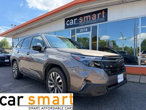 Used 2025 Subaru Forester Touring AWD/4WD image 1