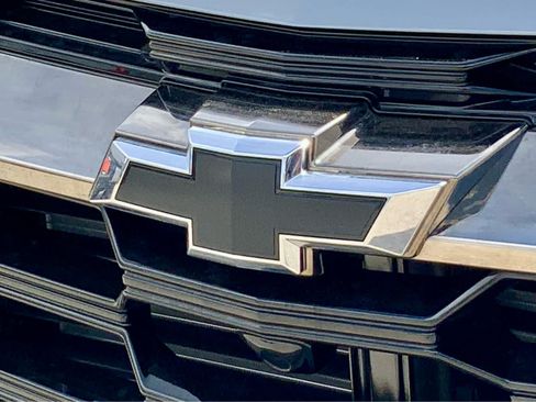 New 2026 Chevrolet Equinox ACTIV AWD/4WD image 17