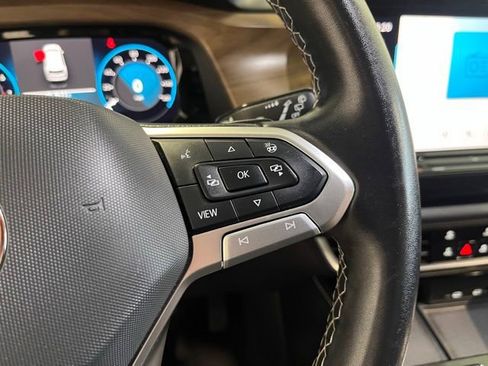 Used 2024 Volkswagen Atlas SE image 29