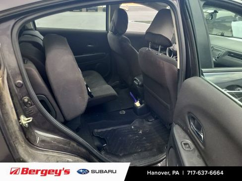 Used 2016 Honda HR-V LX image 10