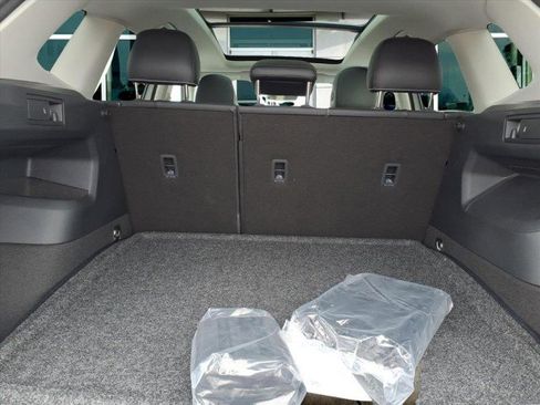 New 2026 Volkswagen Tiguan SE image 10