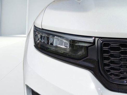 New 2025 Jeep Grand Cherokee Limited w/ Black Appearance Package RWD image 8