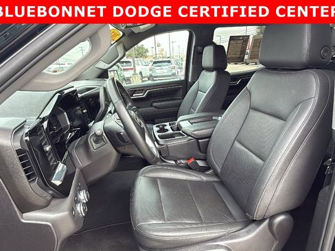 Used 2024 GMC Sierra 1500 SLT image 13