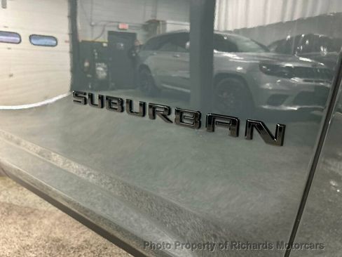 Used 2026 Chevrolet Suburban Z71 w/ Comfort Package image 11