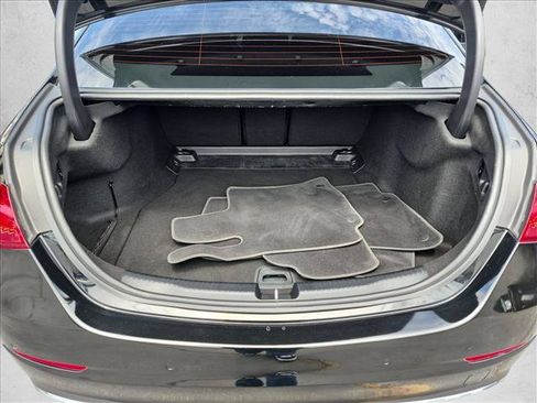 Used 2023 Mercedes-Benz C 300 Sedan image 6