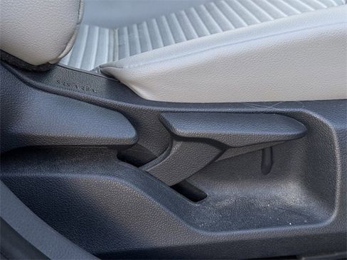 Used 2023 Toyota Camry SE image 29