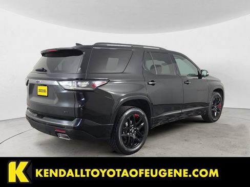 Used 2021 Chevrolet Traverse Premier w/ Redline Edition AWD/4WD image 5