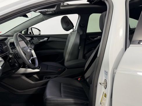 Used 2023 Audi Q4 e-tron Premium Plus w/ Premium Plus image 23