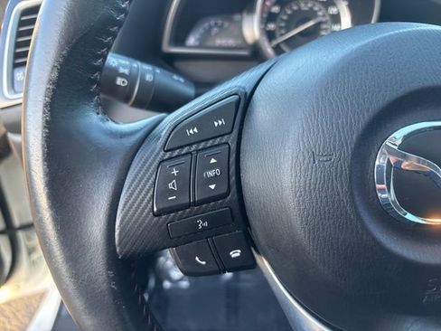Used 2015 MAZDA MAZDA3 i Grand Touring image 26