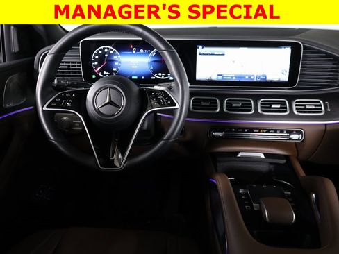 Used 2025 Mercedes-Benz GLE 450e 4MATIC image 34