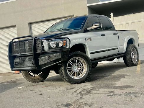 Used 2007 Dodge Ram 2500 Truck SLT w/ Quad Cab Big Horn Value Group image 2