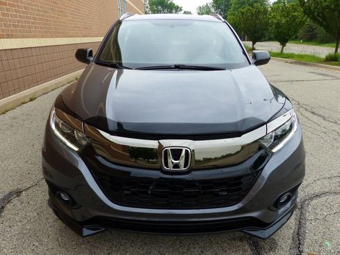 Used 2019 Honda HR-V Sport image 14