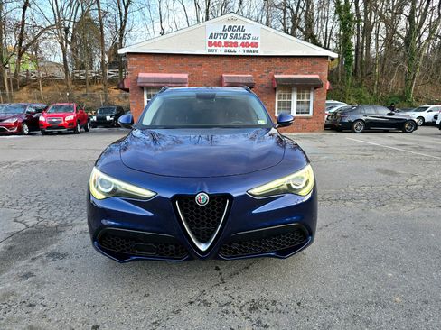Used 2018 Alfa Romeo Stelvio Sport w/ Quick Order Package 22J Sport image 2