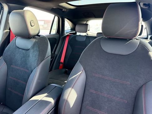 New 2025 Mercedes-Benz GLA 35 AMG 4MATIC image 16